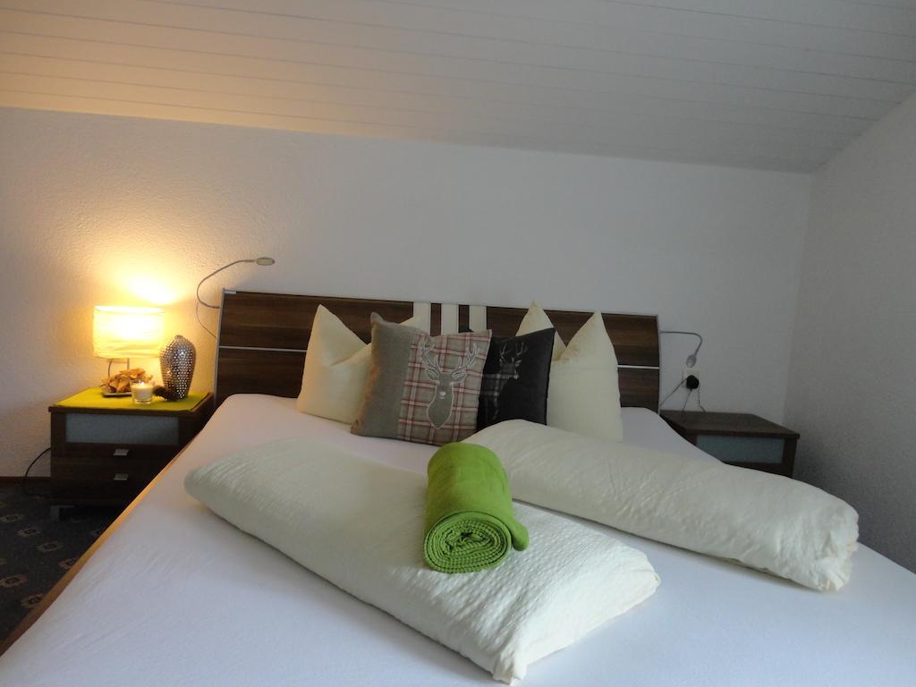 Wiesenhof Fuegen Room photo