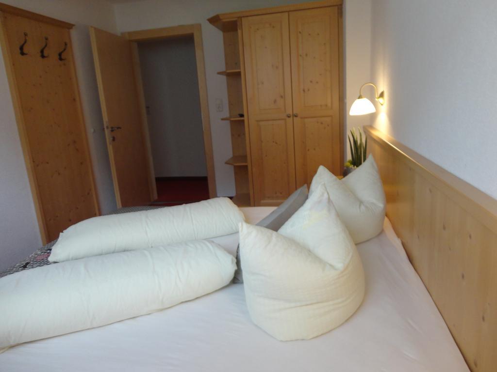 Wiesenhof Fuegen Room photo