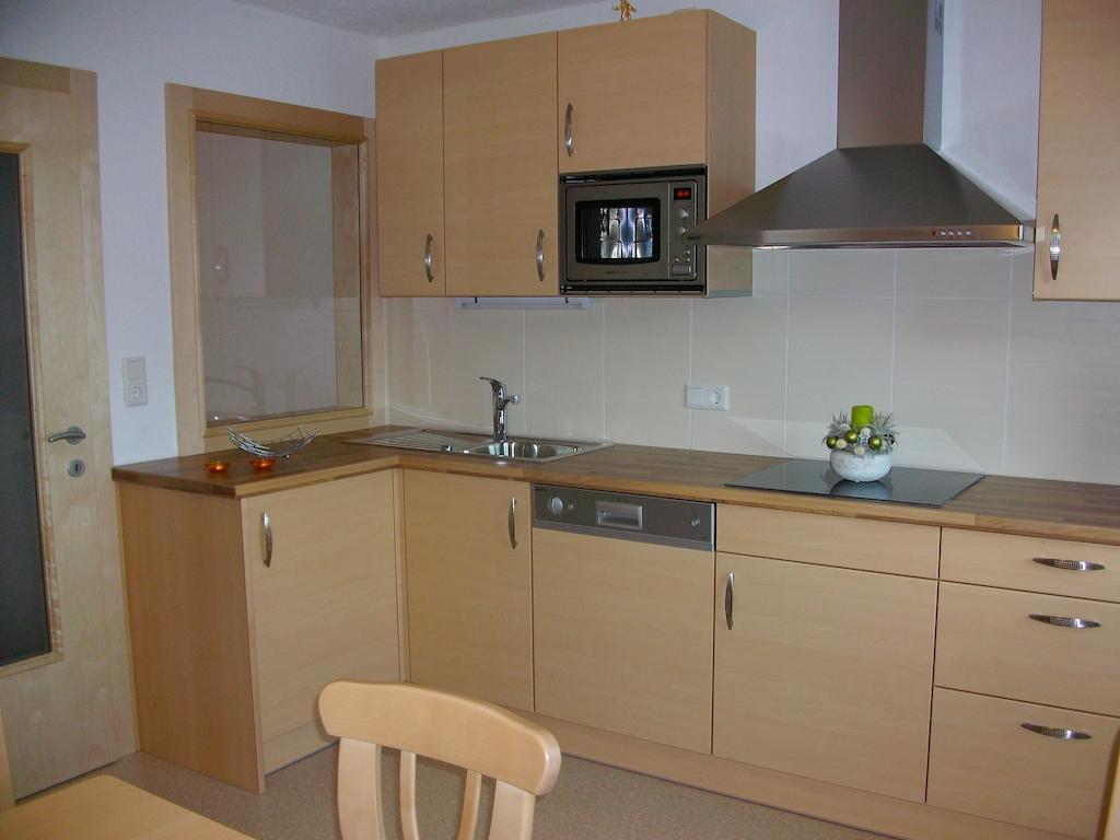 Wiesenhof Fuegen Room photo